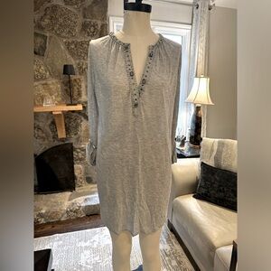 New! Gorgeous Magaschoni top